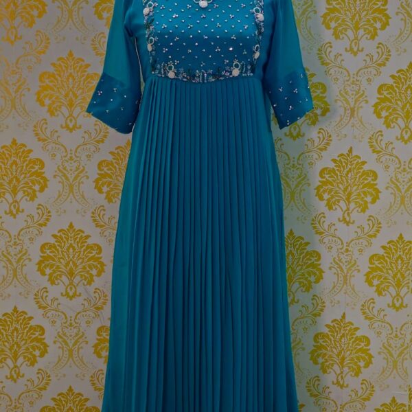 Feeding-Friendly Salwar